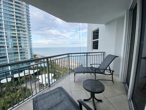 Property grounds - 2 BR 2 BA Private Oceanfront Condo in the Heart of Sunny Isles! ~ The Judy II ~ (Sunny Isles Beach)