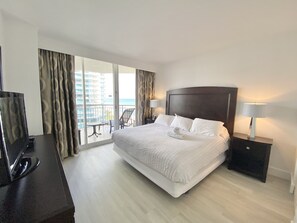 1 bedroom, in-room safe, desk, iron/ironing board