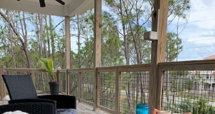 Family Friendly. Very Clean. Local Friendly Owners. Beautiful Gulf View.