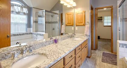 Space and lots of Comfort with 2,400 sq ft!