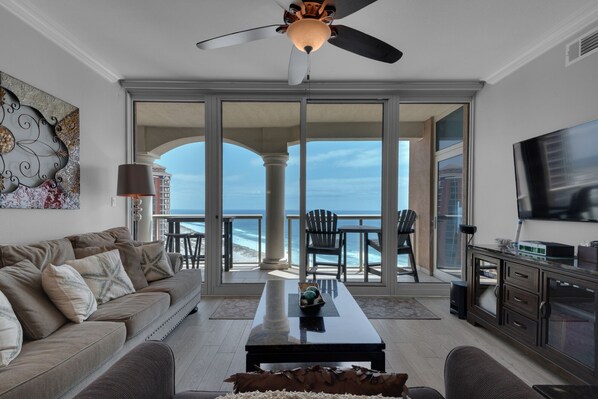 Smart TV, DVD player, stereo