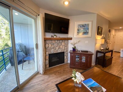 Inn Building Condo #206 Beautiful updated condo