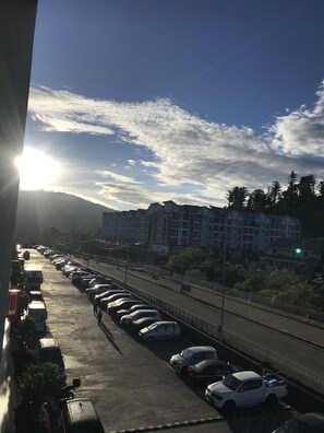 设计公寓, 2 间卧室 | 阳台景观
