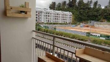 Apartemen Desain, 2 kamar tidur | Balkon