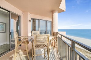 Outdoor dining - Beachfront 3BR @ Seachase • Sleeps 8 • Panoramic Views & Amazing Resort Amenities (Orange Beach)