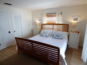 4 soverom, strykejern/-brett, wi-fi og sengetøy