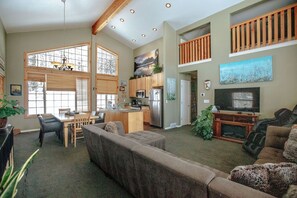 Smart TV, fireplace, DVD player, books