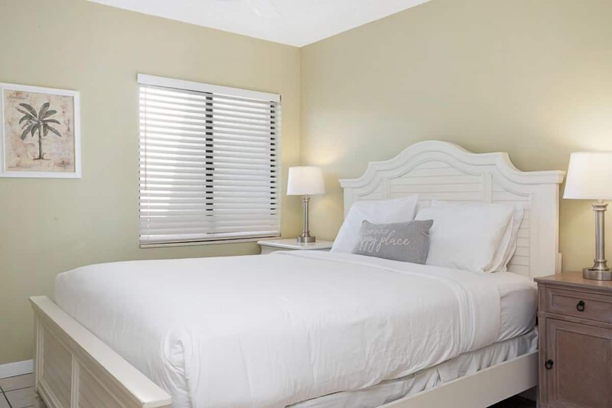 Superior Condo, Multiple Beds | 2 bedrooms, premium bedding, iron/ironing board, free wired internet