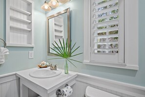 ヘアドライヤー、タオル