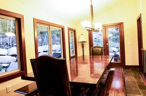 Dining - Uinta Lodge by Cottonwood Lodging (Brighton)