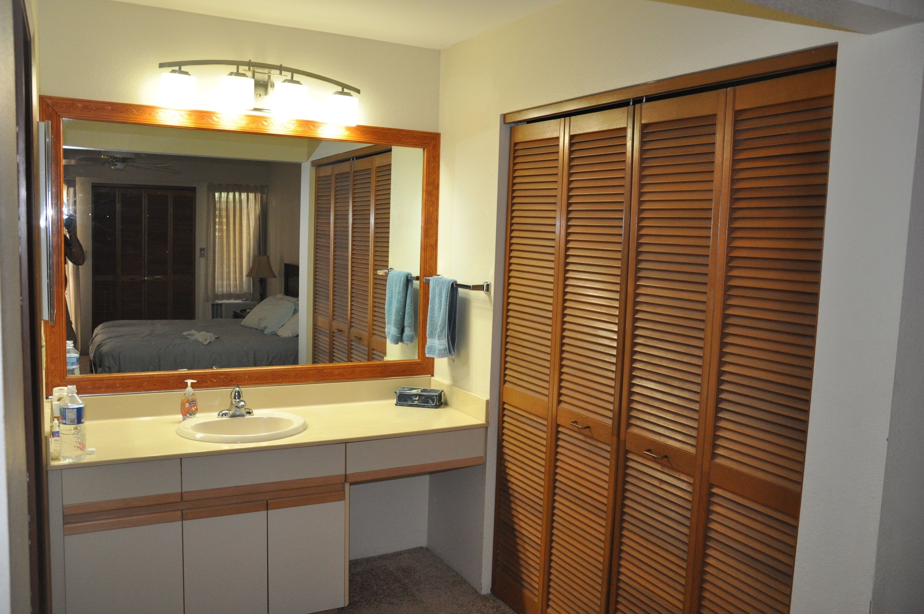 Combined shower/tub, hair dryer, towels, soap