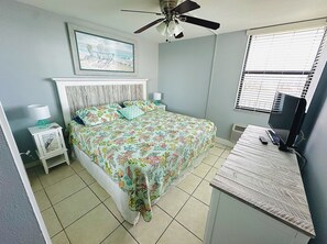 1 bedroom, iron/ironing board, WiFi, bed sheets - #1203 Panoramic Ocean View at Lovers Key Beach Club (Bonita Springs)