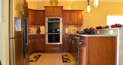 Destino exquisita. Disney Vacation Homes. Central para todas las principales atracciones