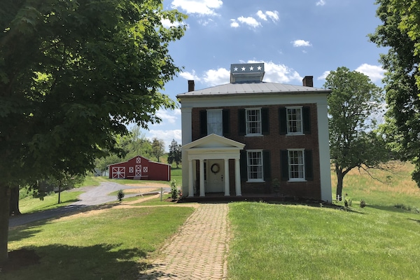 Bring your family and stay at beautiful Church Hill
