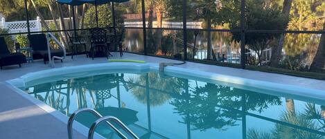 Outdoor pool, a heated pool