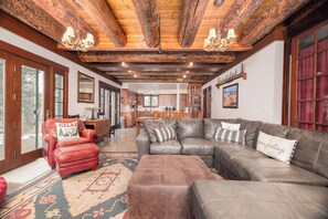 Smart TV, fireplace, DVD player, books