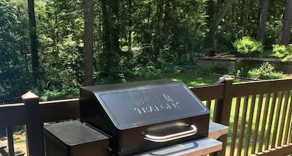 TRAEGER PELLET GRILL, Kajaks, Kanu: Angeln, Familienspaß am Hauptkanal