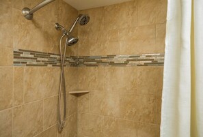 Combined shower/tub, hair dryer, bathrobes, towels