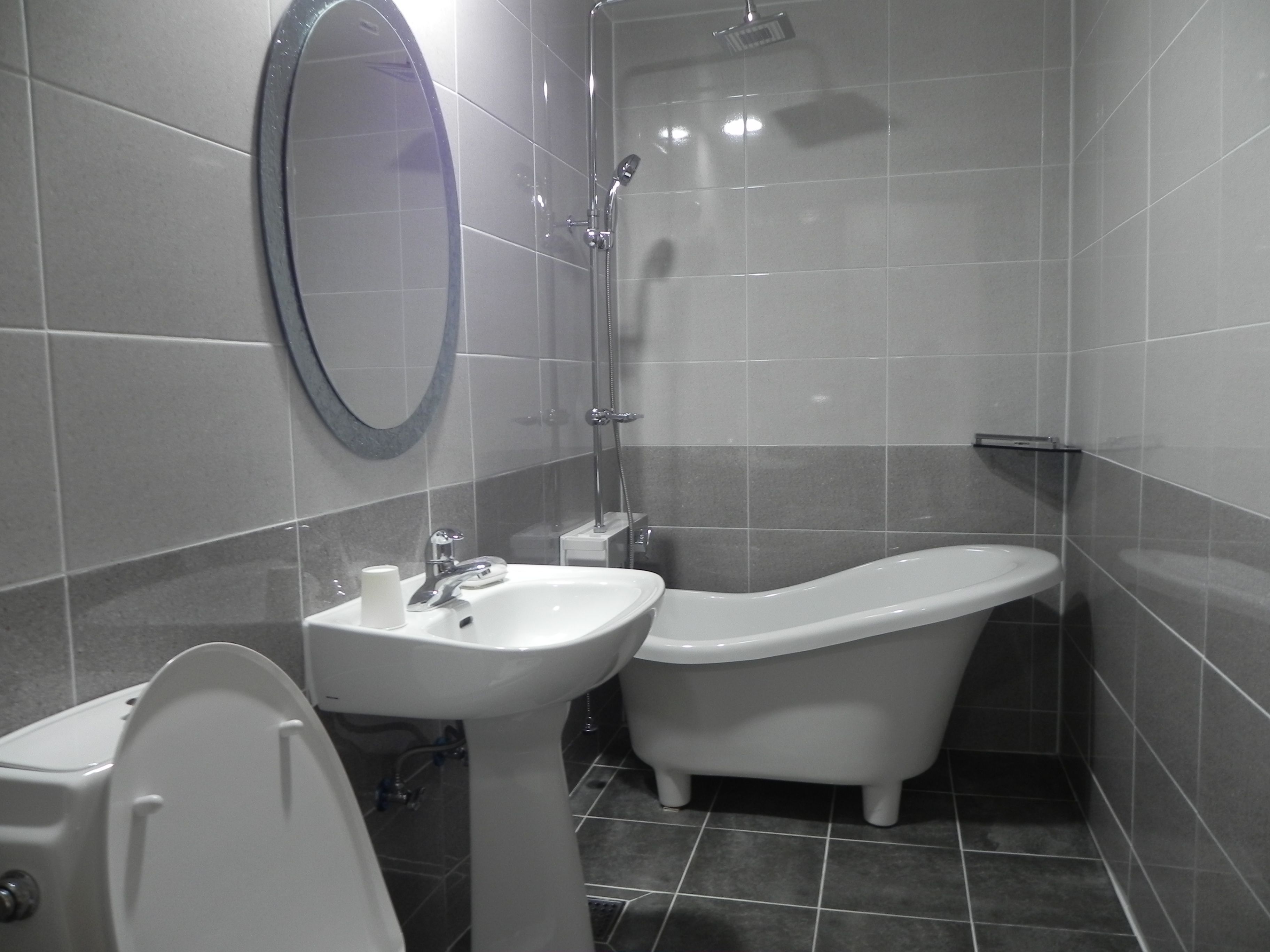 Family Room (large) | Bathroom