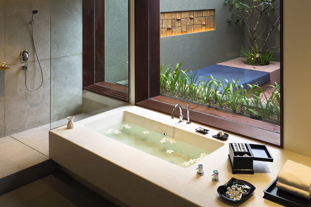 courtyard suite | view from room