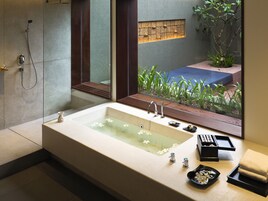 Suite, vistas al patio | Vistas desde la habitación