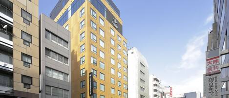 Façade de l’hébergement - soirée/nuit