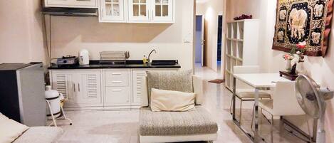 1 Bedroom Apartment | Living room