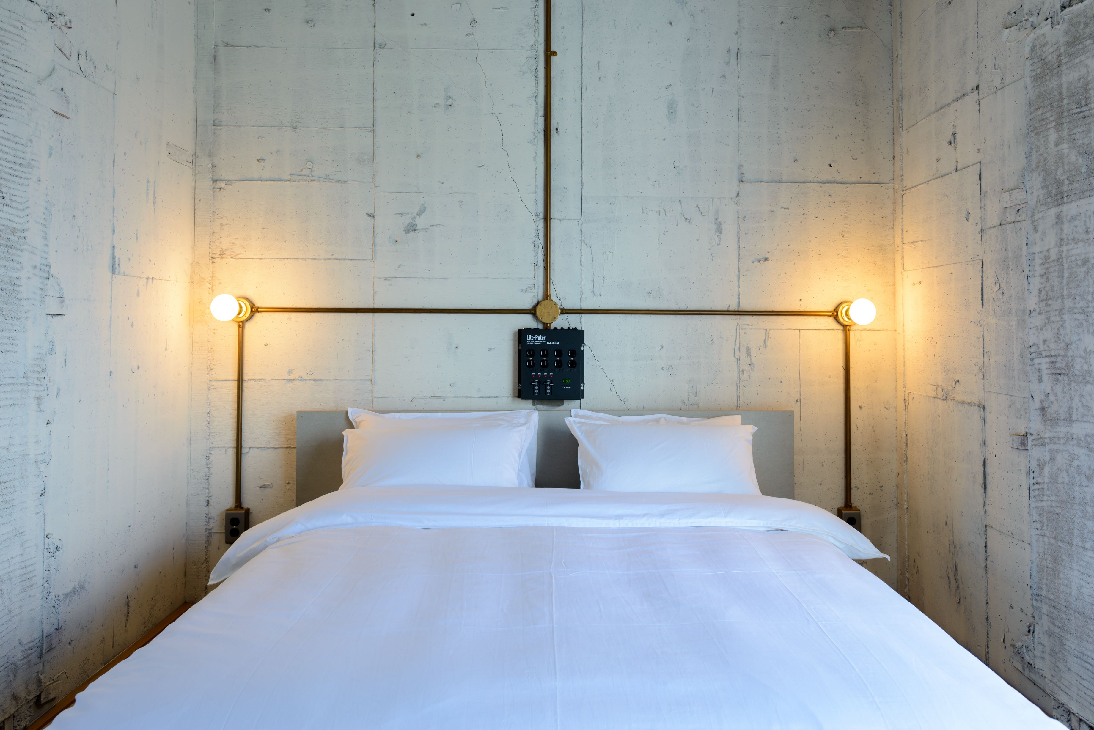 Double Room | 1 bedroom, individually decorated, individually furnished, desk