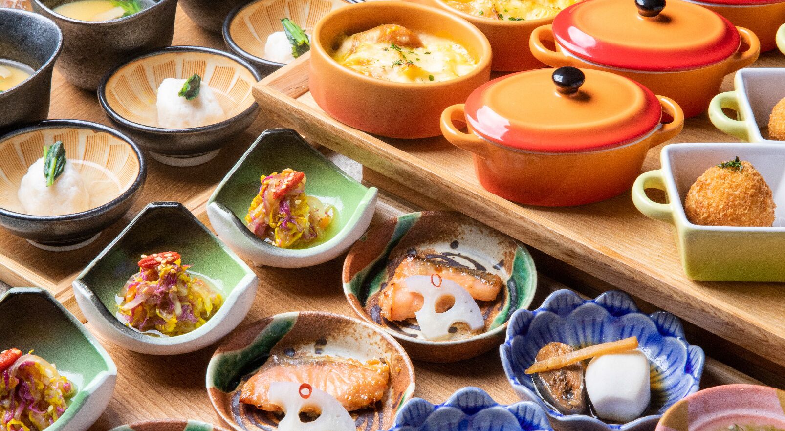 breakfast and lunch served, fusion cuisine