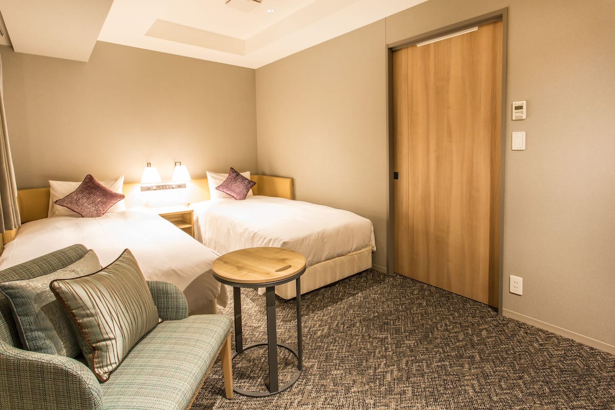Luxe beddengoed, een kluis op de kamer, een bureau