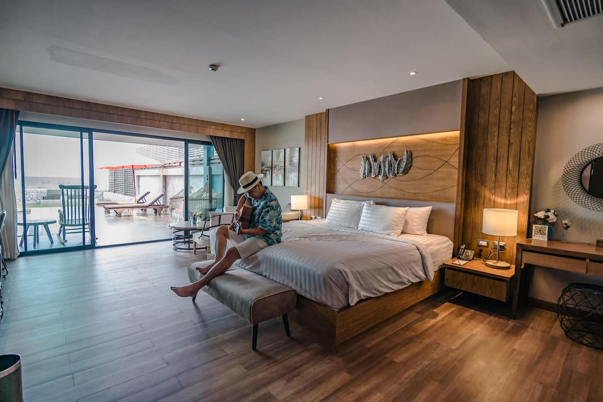 seafront grand villa | free minibar items, in-room safe, individually decorated, desk