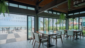 Restaurant - Coral Tree Villa Huahin (Cha-am)