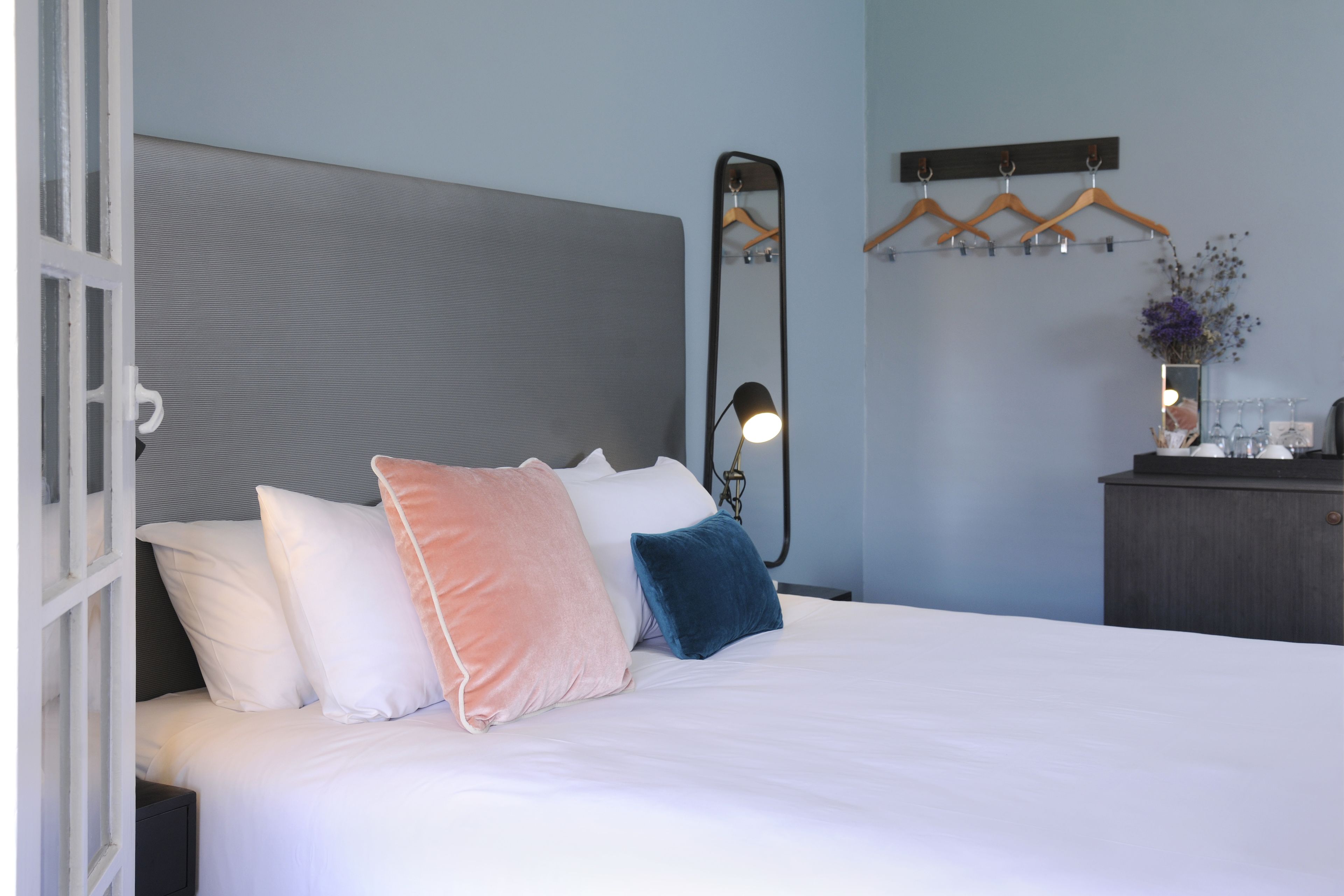 superior king suite | 3 bedrooms, free wifi, bed sheets