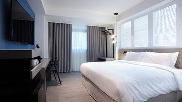 Premier Double Room | Premium bedding, minibar, desk, soundproofing