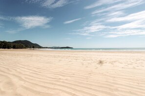 Beach nearby - Verona Lanta Resort (Ko Lanta)