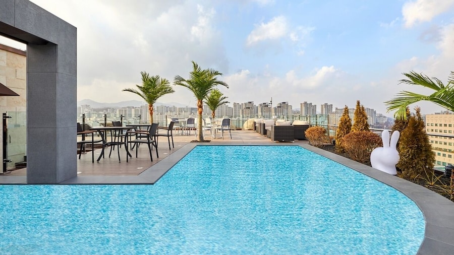 Skypark Central Seoul Pangyo