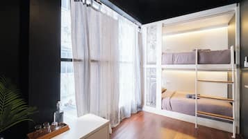 Standardzimmer, Gemeinschaftsbad | Ausblick vom Zimmer