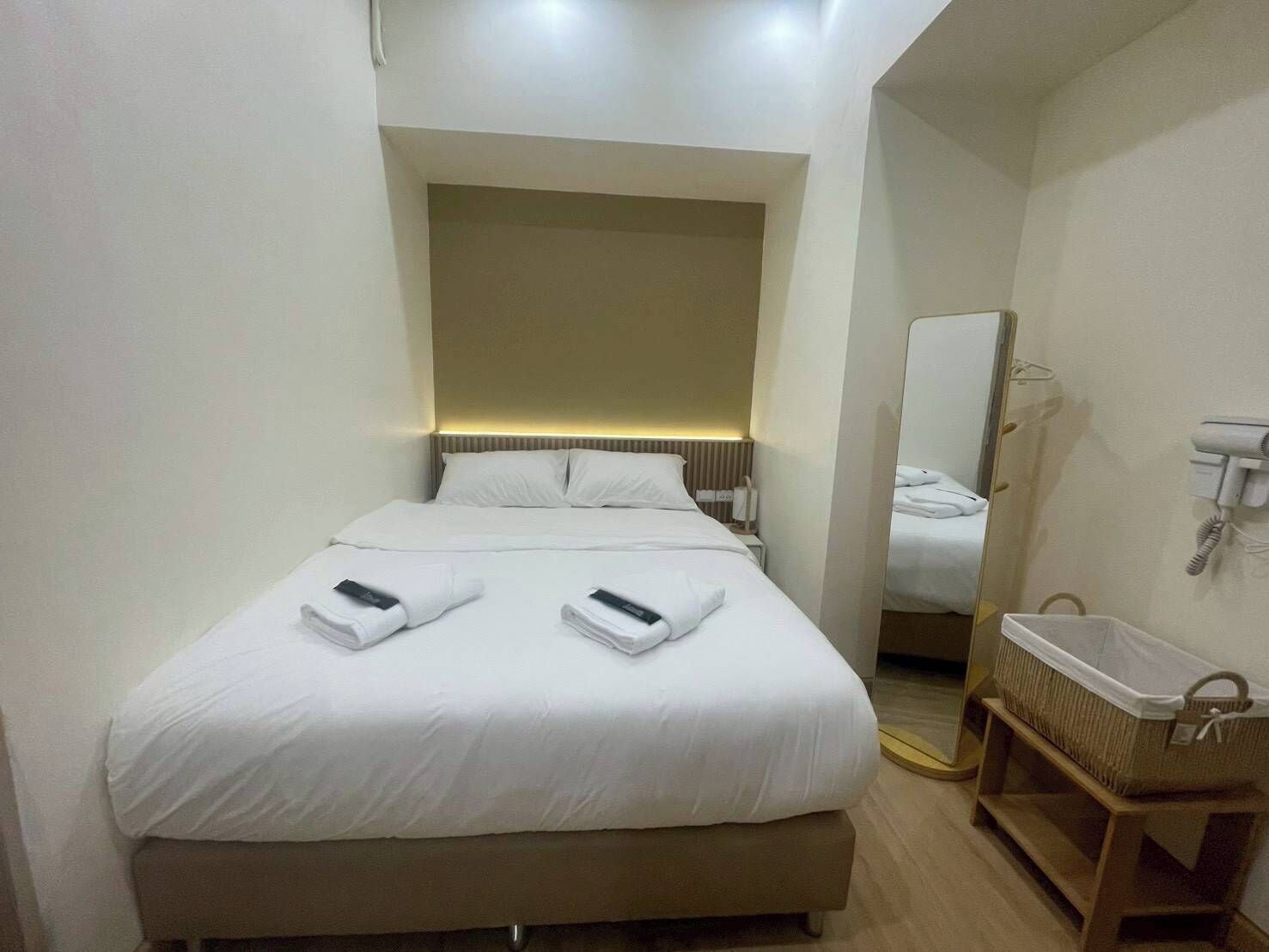 Wifi gratis y ropa de cama 