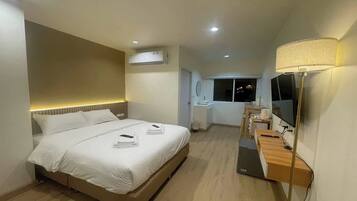 Panoramic Room | Free WiFi, bed sheets