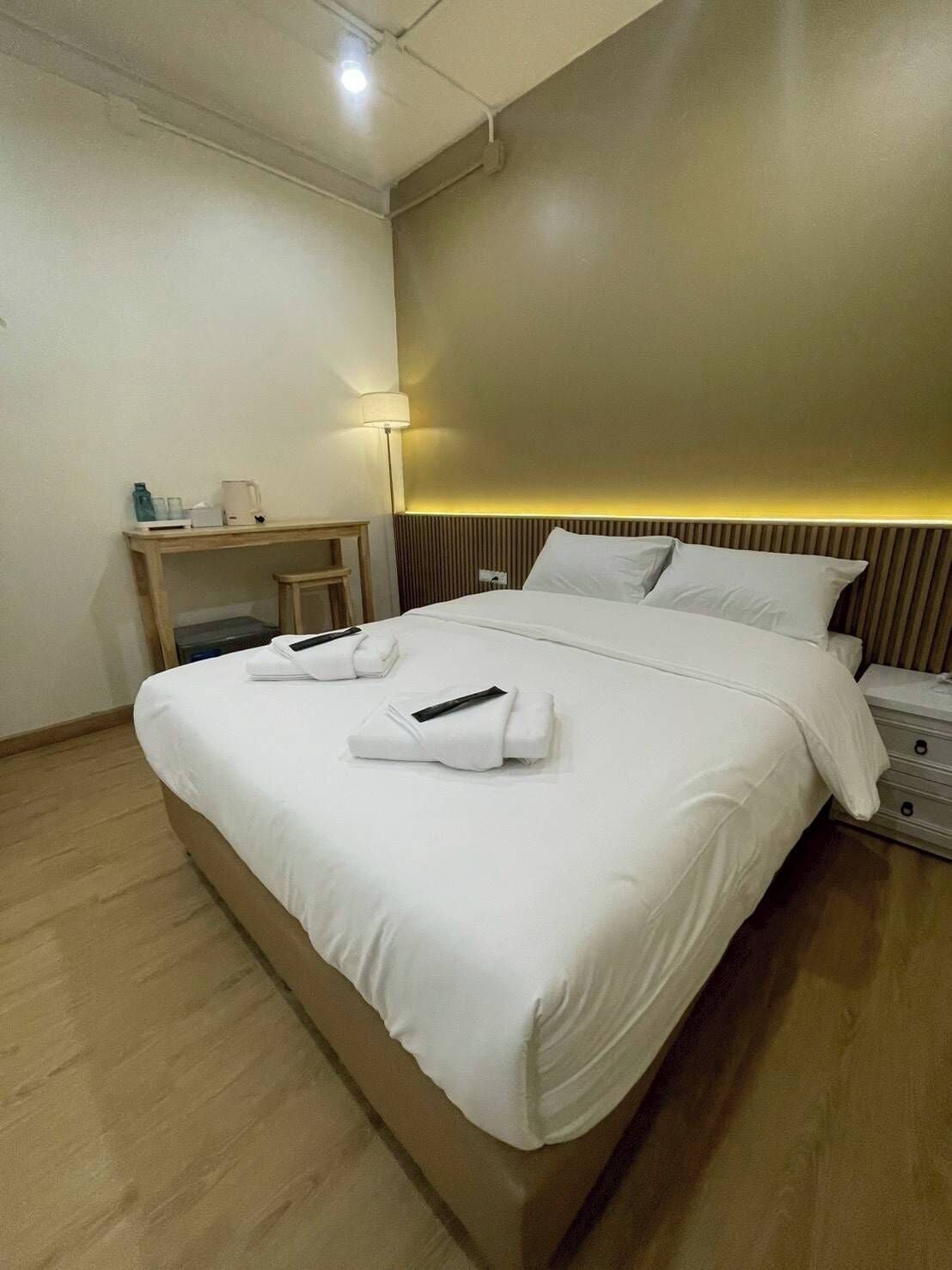 Wifi gratis y ropa de cama 