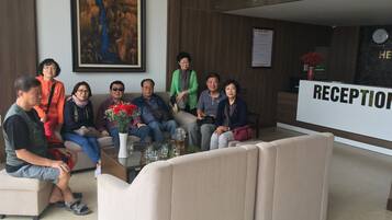 Sala de estar en el lobby