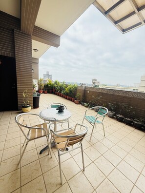 Terrace/patio - Frank's Hostel (Jincheng)
