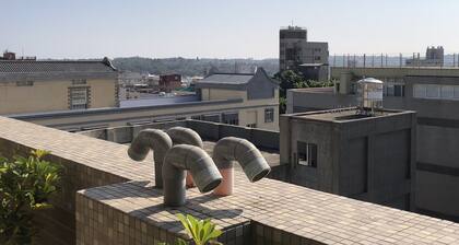 Frank's Hostel