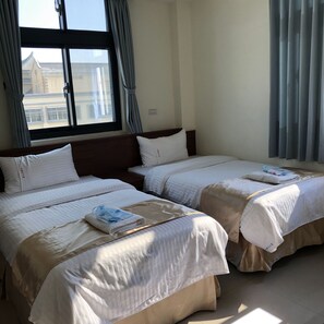 Desk, blackout drapes, free WiFi, bed sheets