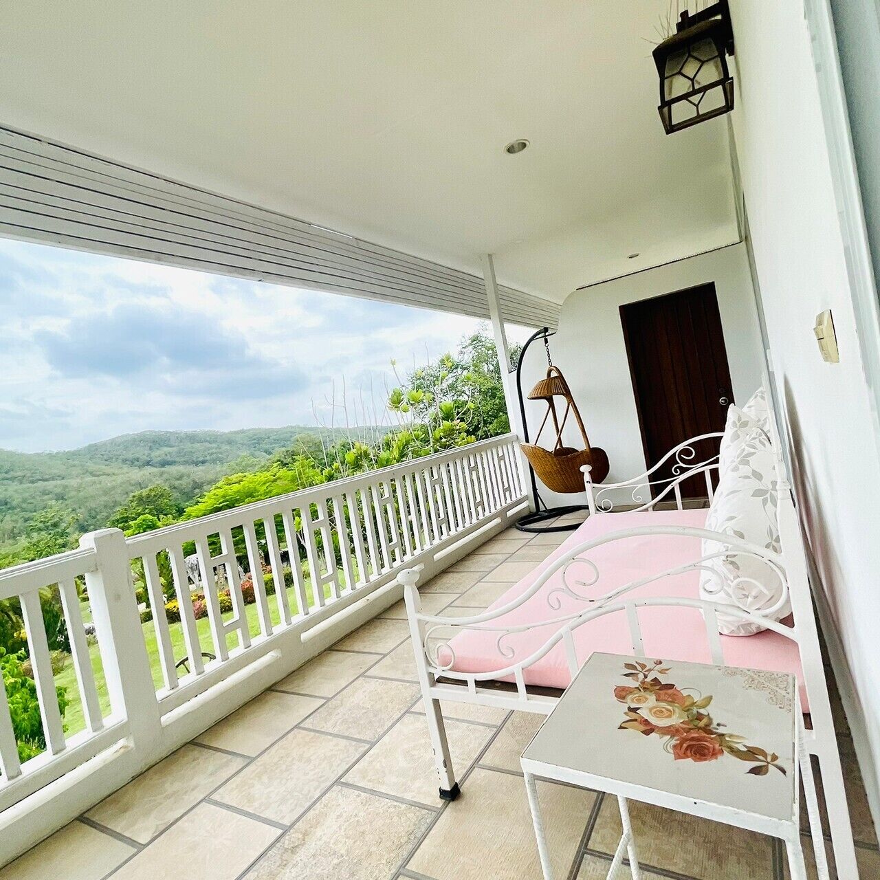 Deluxe Double Room with Mountain View | ลานระเบียง/นอกชาน
