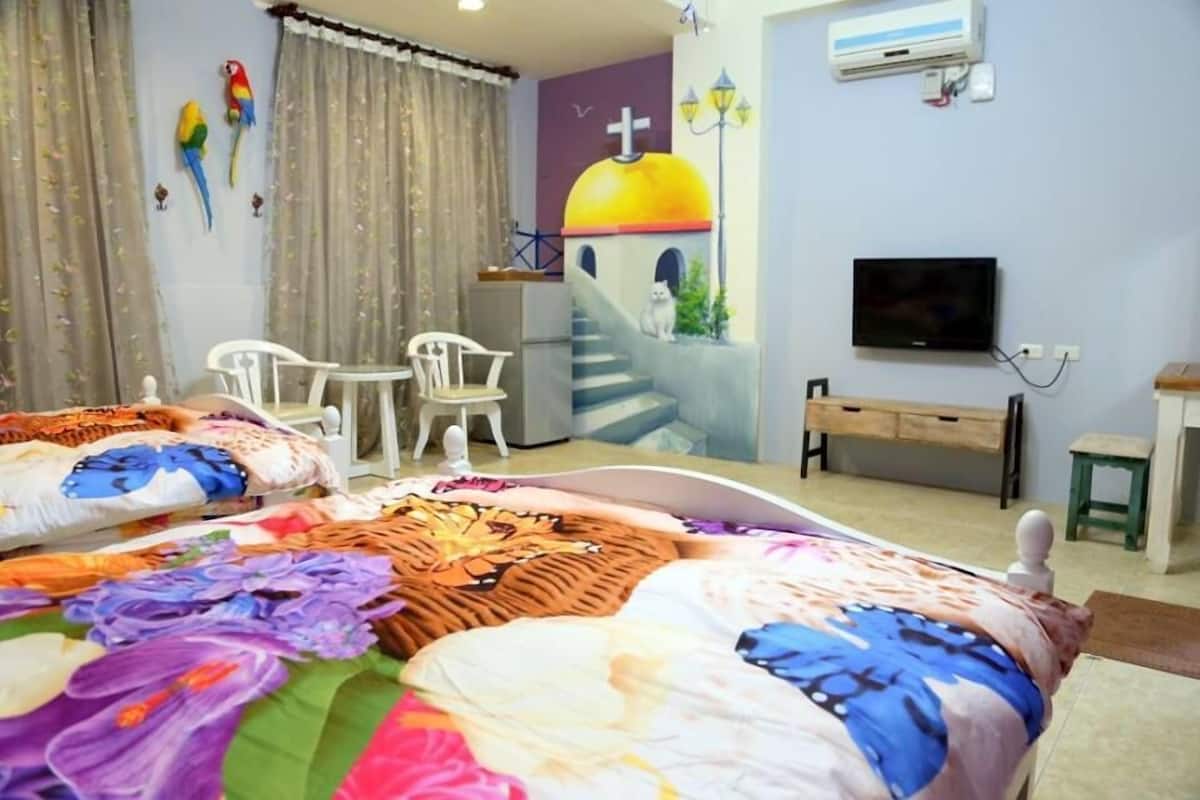 Comfort Quadruple Room, 2 Double Beds, City View