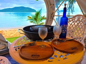 Breakfast, lunch, dinner and brunch served - Sea Safari (Rawai)