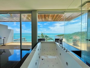 5 bedrooms, premium bedding, in-room safe, desk