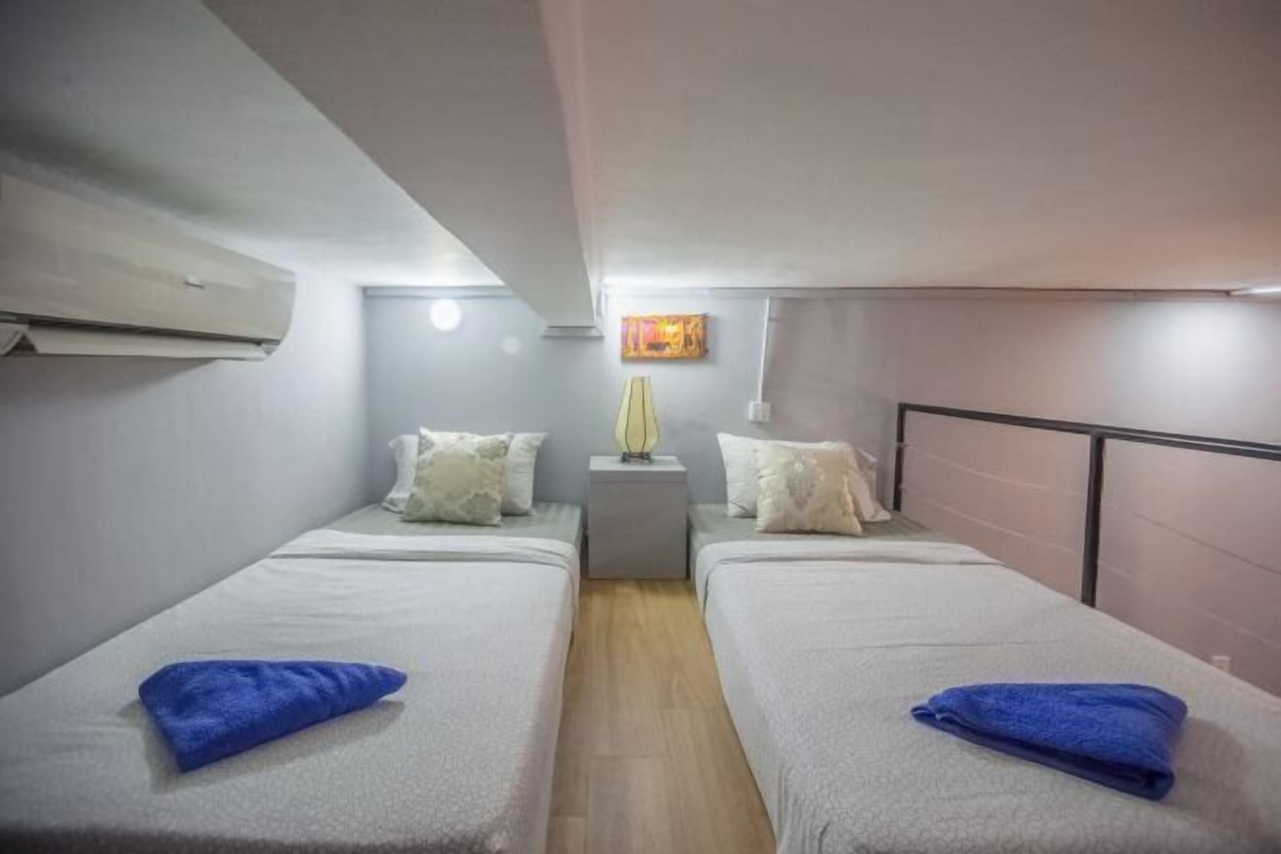 In-room safe, individually decorated, desk, soundproofing