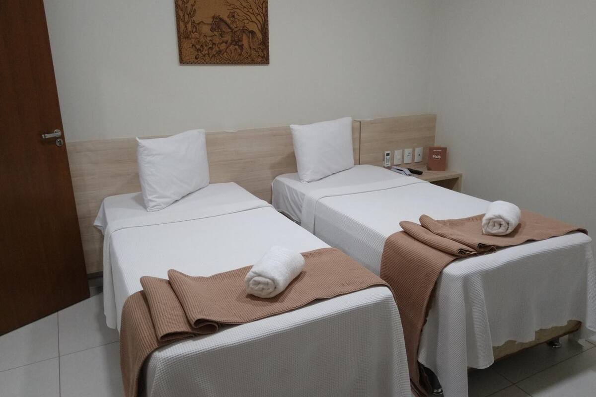 minibar, desk, iron/ironing board, free wifi